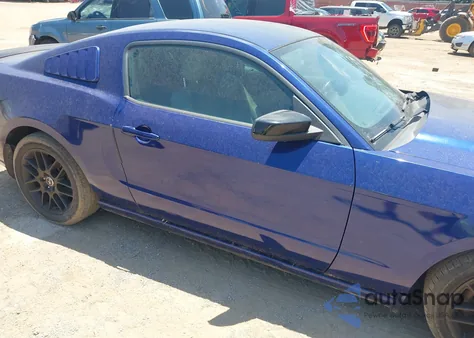2014 Ford Mustang V6 from USA, damaged, VIN 1ZVBP8AM7E5330536